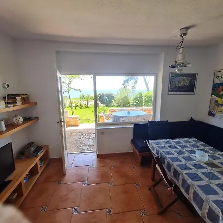 House Red Holiday home Umag